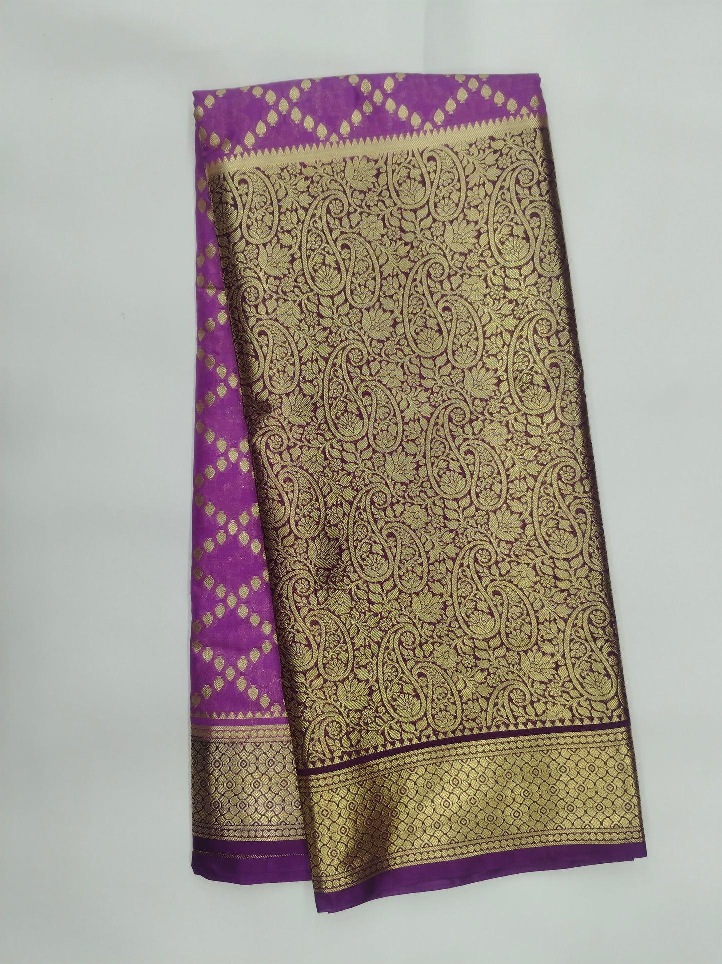 Semi Mysore Silk Crepe Saree with Long Broked Gold Zari Border & Rich Pallu-veena silk