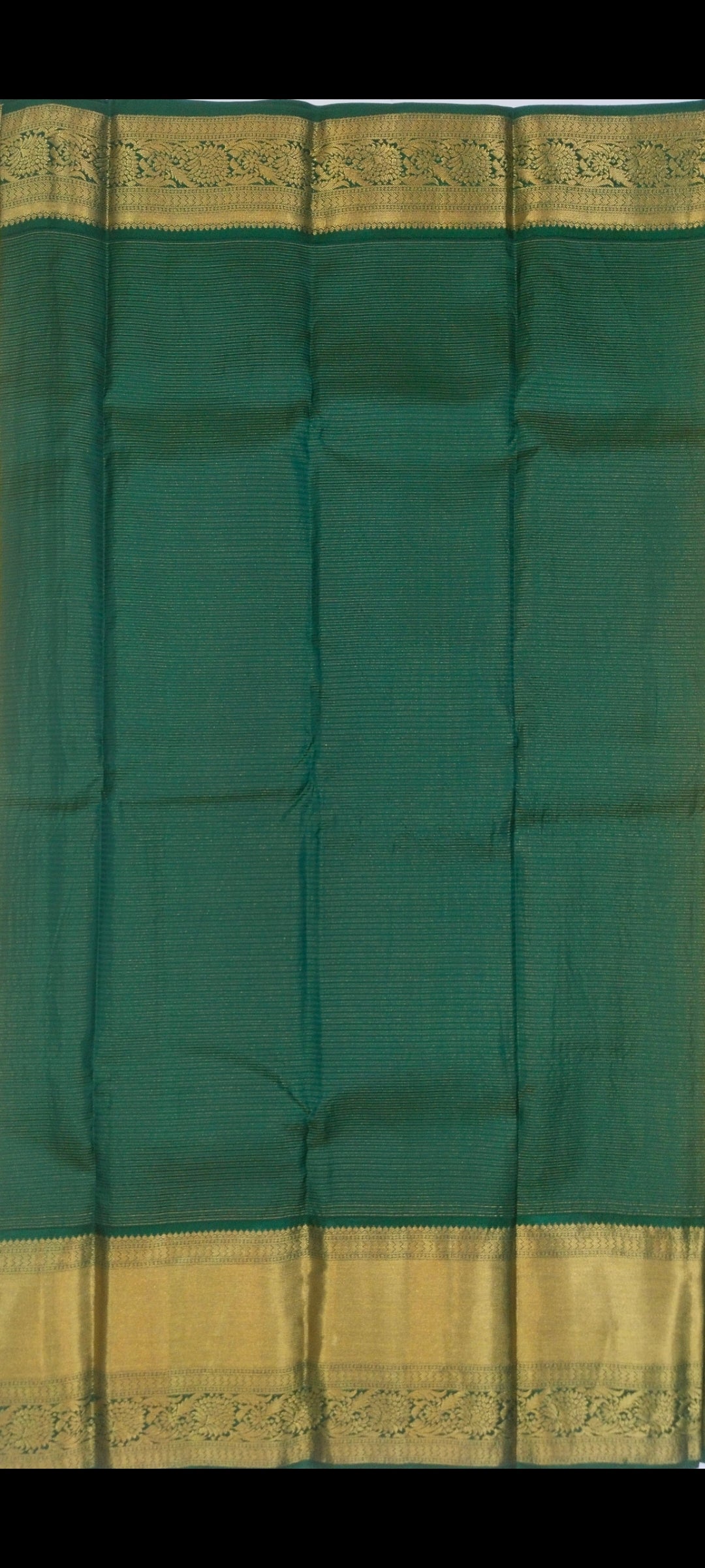 Pure handloom kancheepuram silk saree with small checks design and contrast blouse and rich pallu and border-veena silk