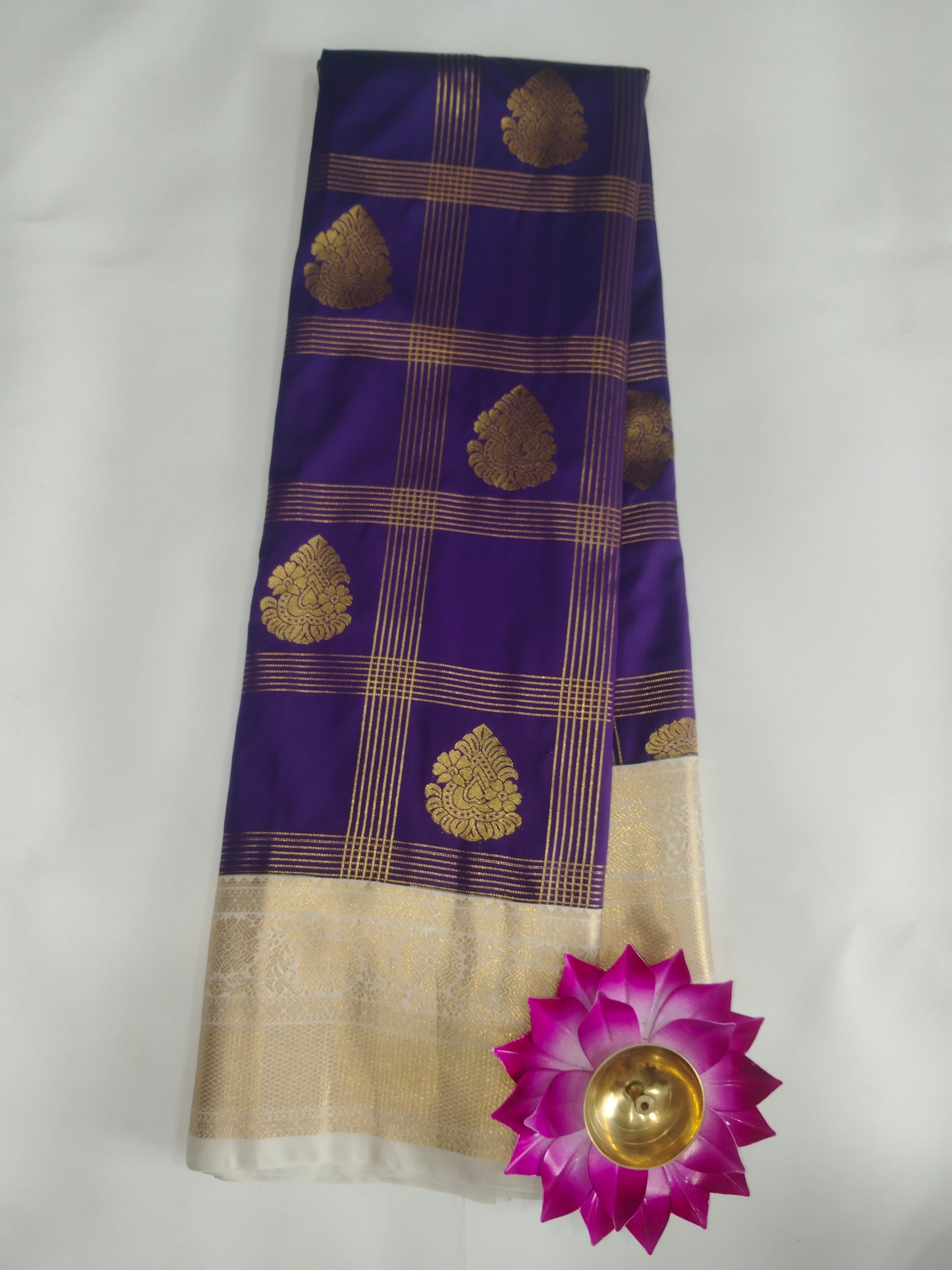 Semi Kanchipuram Silk Saree with Checks & Buta, Contrast Border and Blouse Piece-veena silk