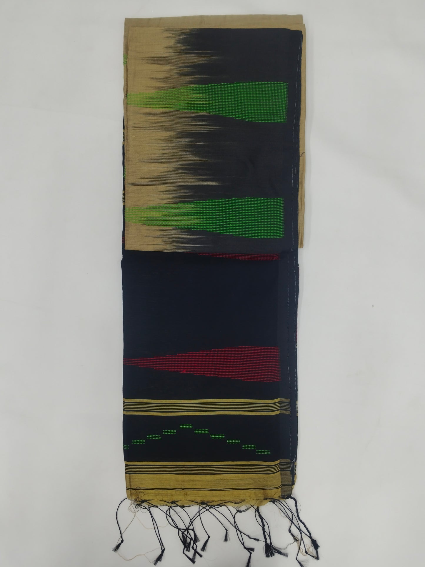 Hand Loom Silk Cotton Saree with Contrast Border - Elegant Office & Daily Wear-veena silk