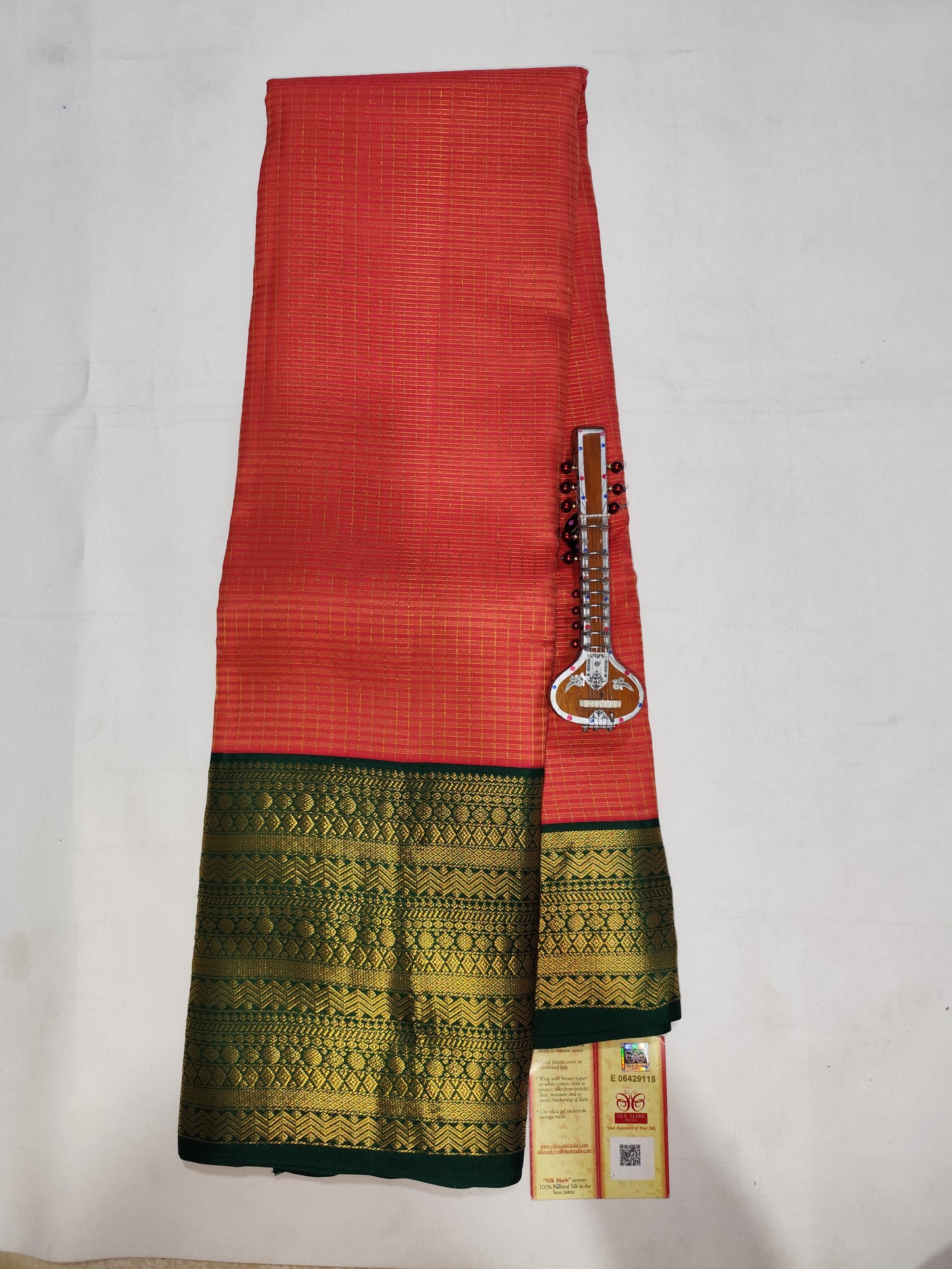 Pure handloom kancheepuram silk saree with small checks design and contrast blouse and rich pallu and border-veena silk