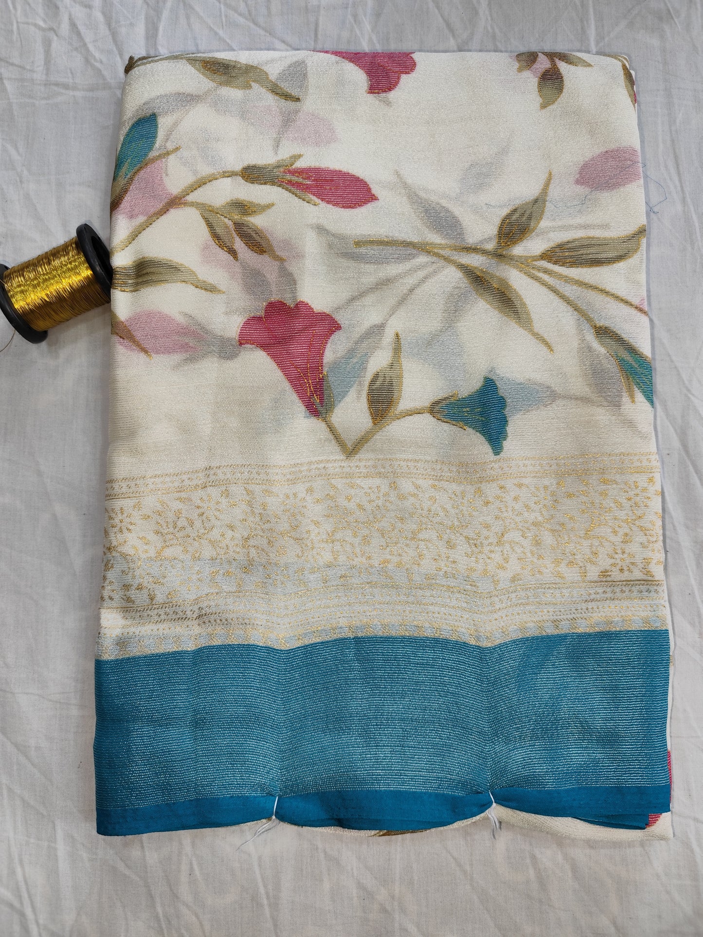 Elegant Floral Semi-Silk Saree with Contrast Blouse - Perfect for Office & Daily Wear-veena silk