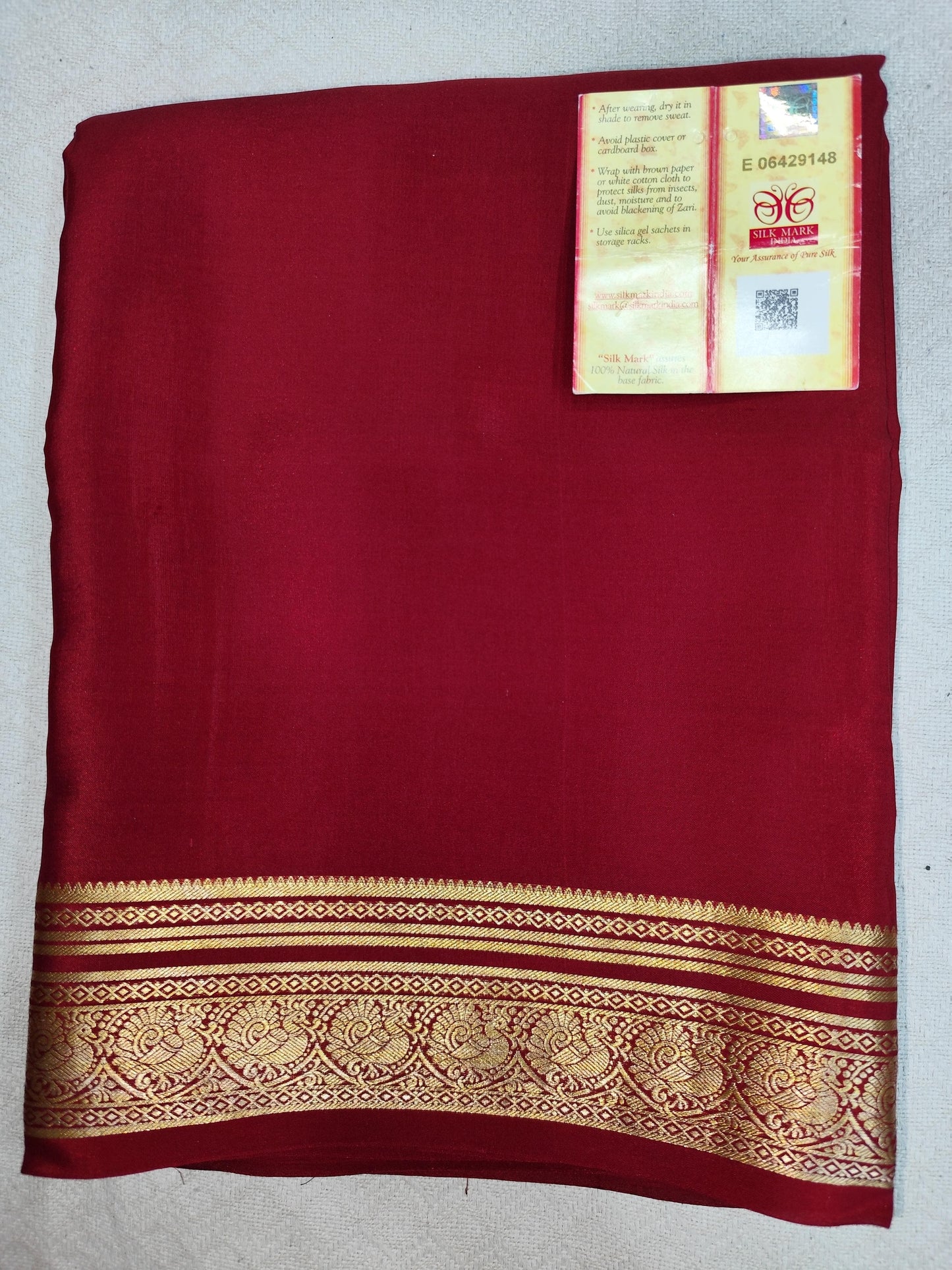 Pure Mysore Crepe Silk Saree with Elegant Zari Border – Veena Silk
