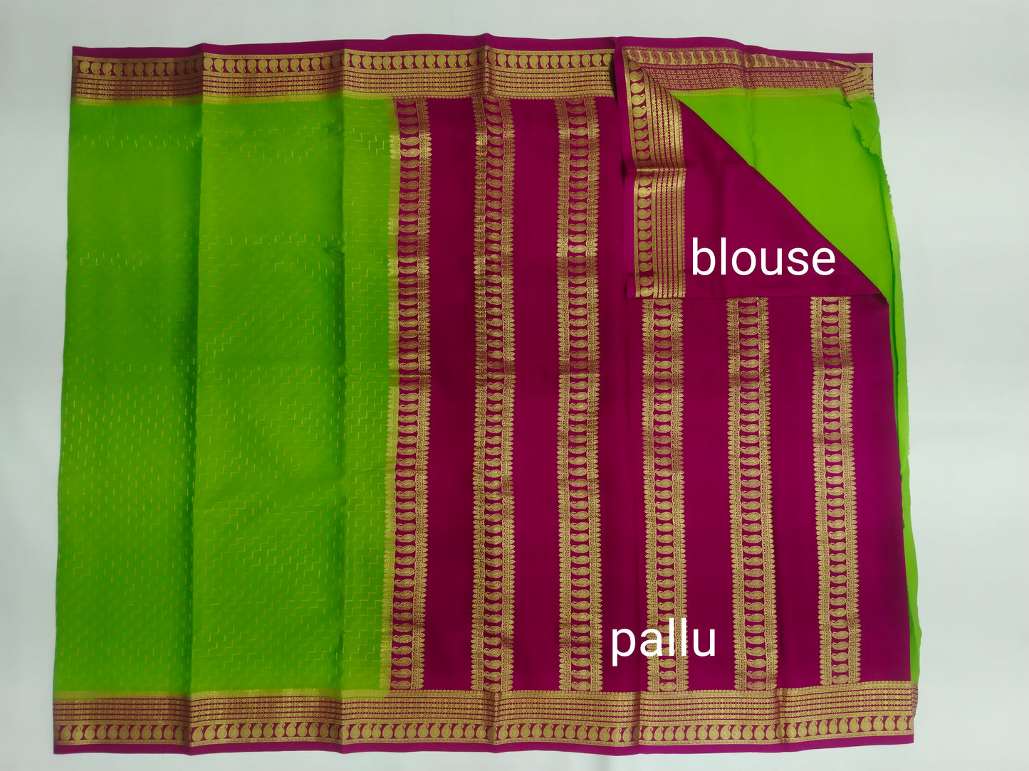 Pure Mysore Silk Crepe Saree with Zig Zag Design & Gold Zari Border | Veena Silk