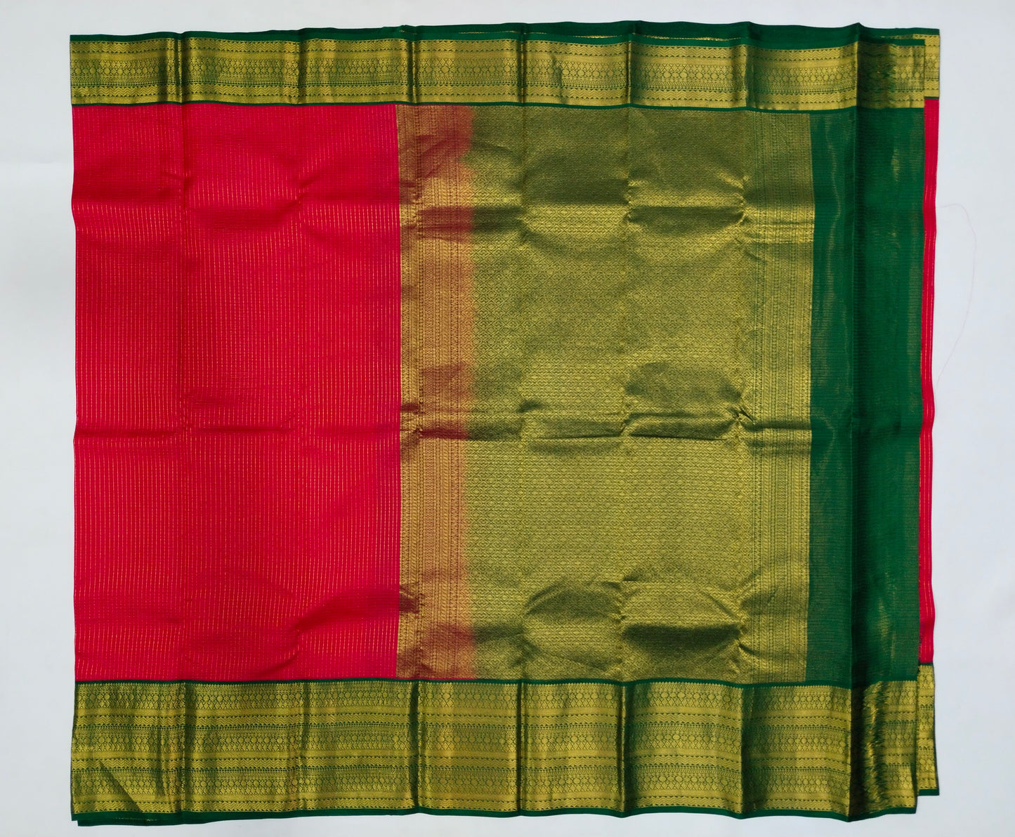Pure handloom kancheepuram silk saree with small checks design and contrast blouse and rich pallu and border-veena silk