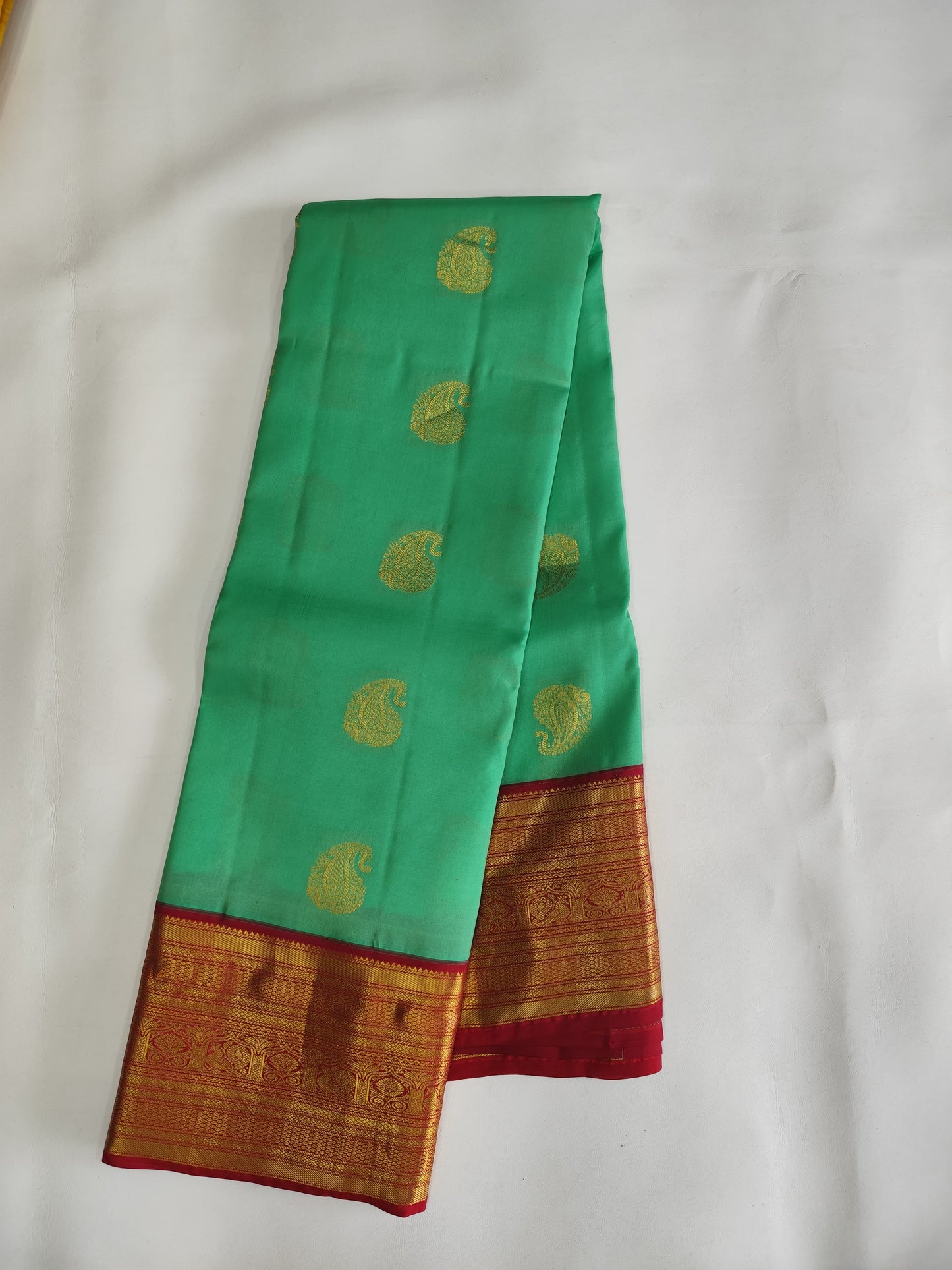 Kanchipuram 80% Silk Mix Saree with Gold Zari Border - Festive Elegance-veena silk